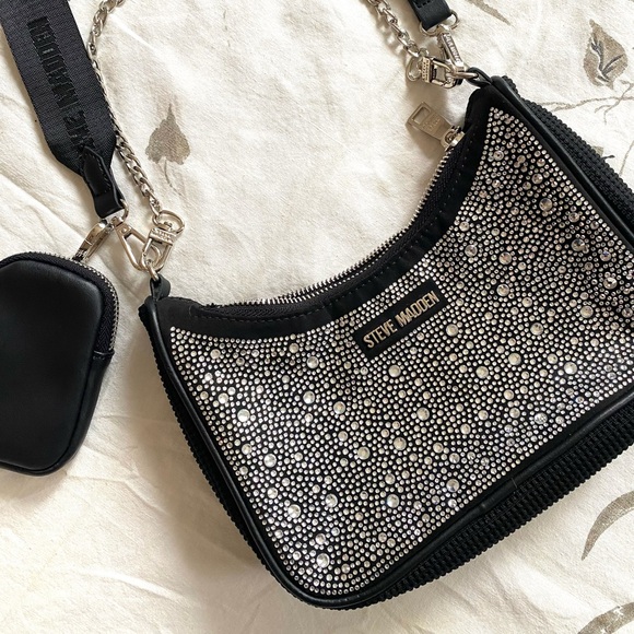 Steve Madden Handbags - Steve Madden Rhinestone Bag with Adjustable Strap and Chain Strap 🤍🖤